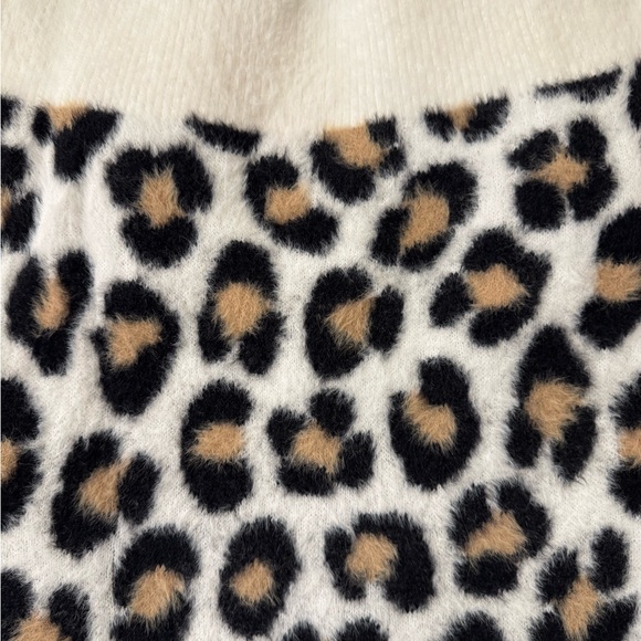 Aritzia sunday best leopard sweater xxs - Picture 2 of 4